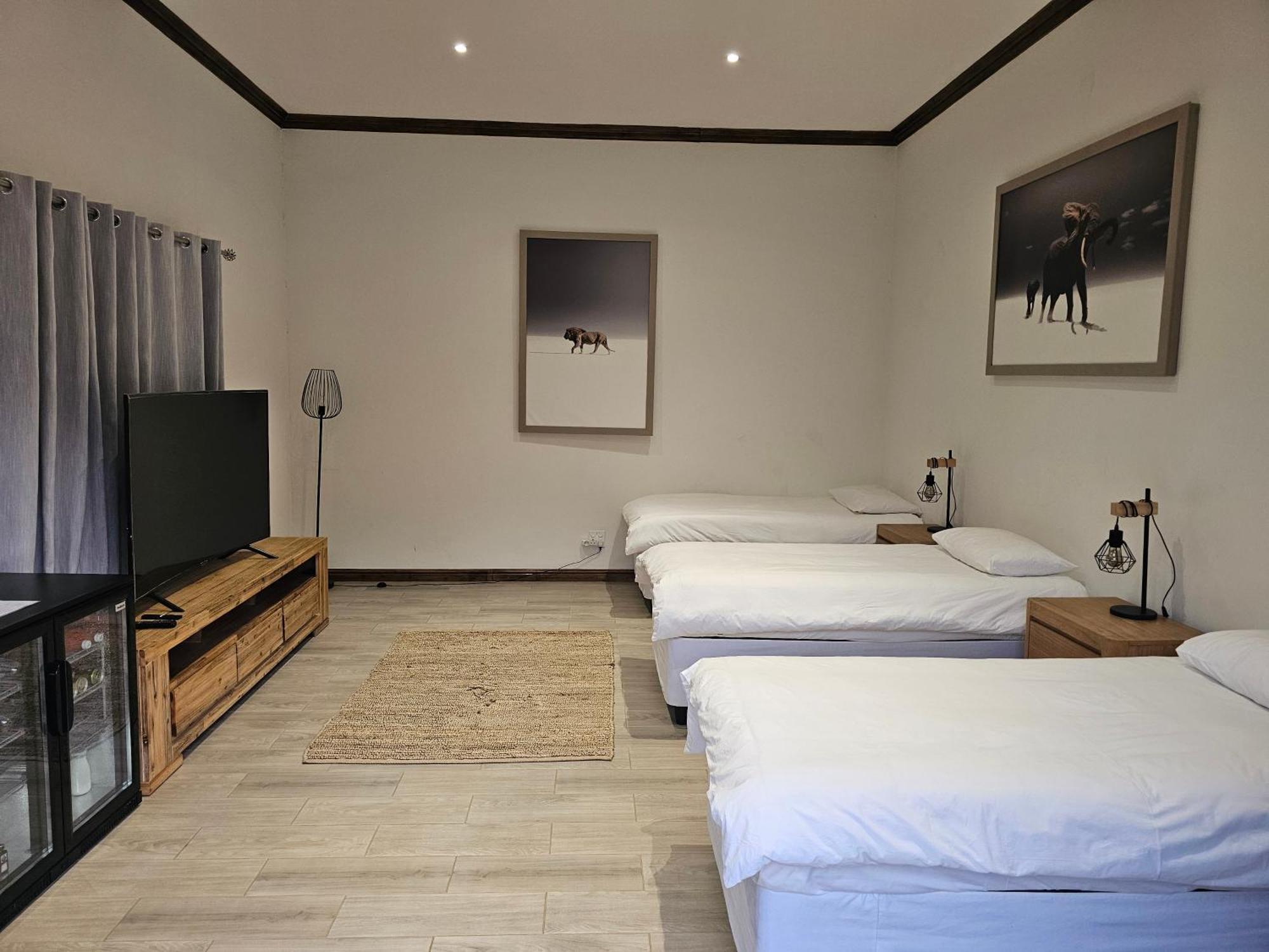 Ugab Game Farm & Lodge Vingerklip Bagian luar foto